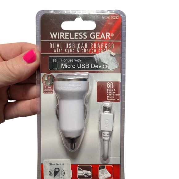 Wireless Gear Dual USB Car Charger - Picture 1 of 2